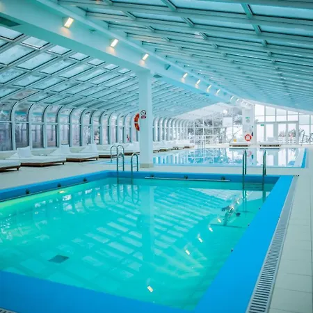 Hotel Bryza &