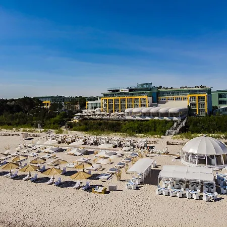 Bryza & Hotel 4*